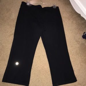 Under Armour capri work out pants